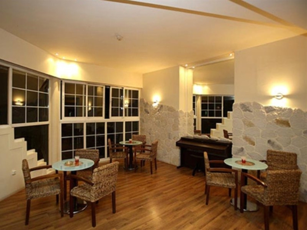 Imagen general del Hotel Dusit Suites Athens, Glyfada. Foto 4