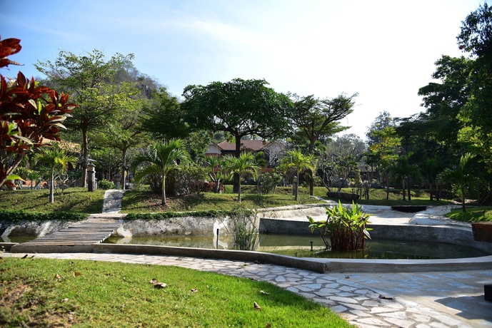 Imagen de los exteriores del Hotel Dusit Talai Resort. Foto 11