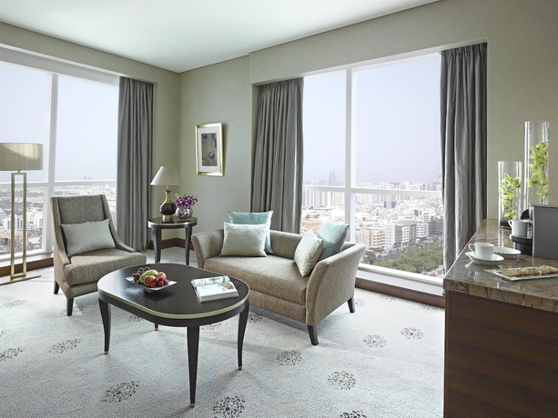 Imagen de la habitación del Hotel Dusit Thani Abu Dhabi. Foto 5
