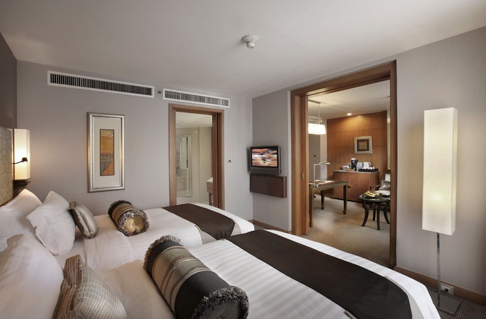 Imagen de la habitación del Hotel Dusit Thani Bangkok. Foto 7