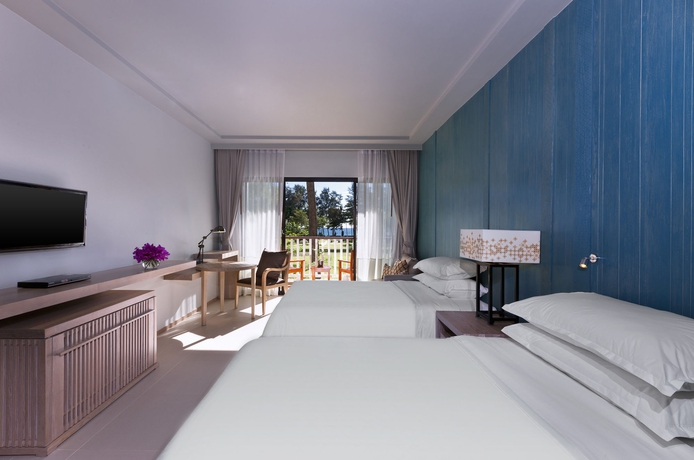Imagen de la habitación del Hotel Dusit Thani Krabi Beach Resort. Foto 2