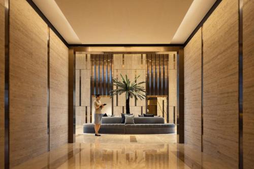 Imagen de la habitación del Hotel Dusit Thani Laguna Singapore. Foto 16