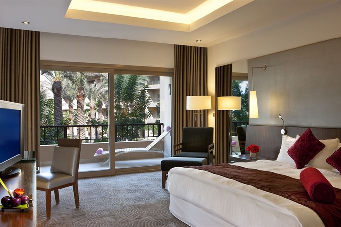 Imagen de la habitación del Hotel Dusit Thani Lakeview Cairo. Foto 2