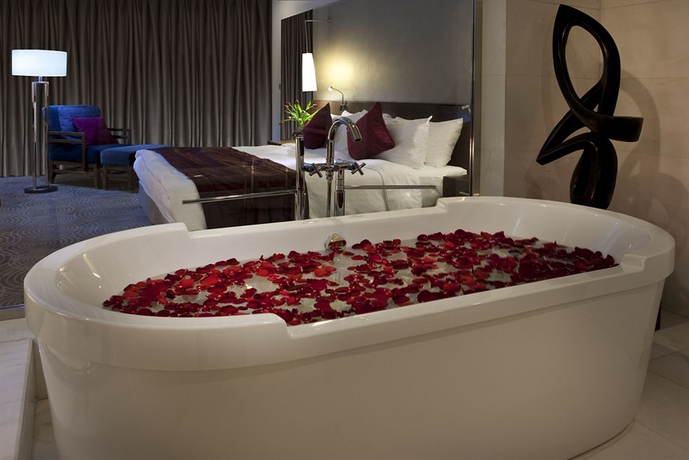 Imagen de la habitación del Hotel Dusit Thani Lakeview Cairo. Foto 3