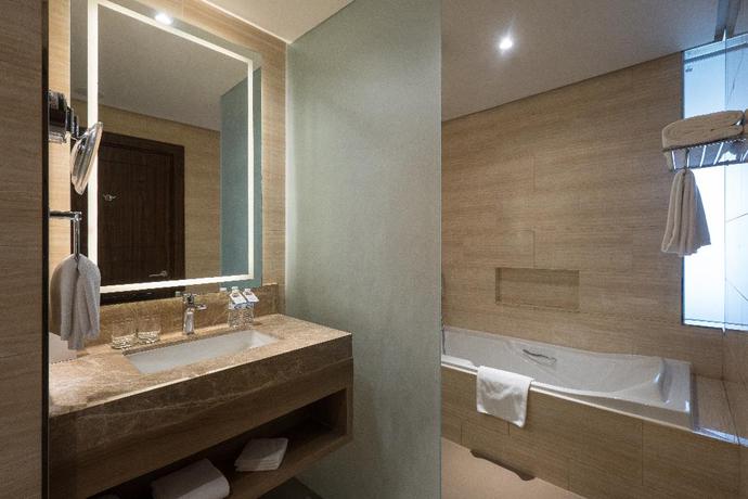 Imagen de la habitación del Hotel Dusit Thani Mactan Cebu Resort. Foto 17