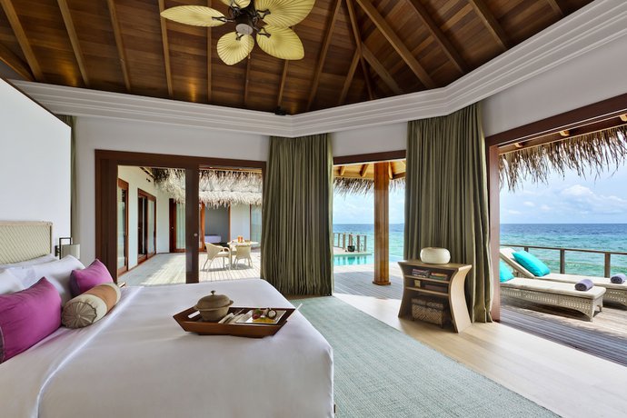 Imagen de la habitación del Hotel Dusit Thani Maldives. Foto 13