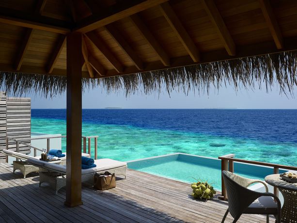 Imagen de la habitación del Hotel Dusit Thani Maldives. Foto 19