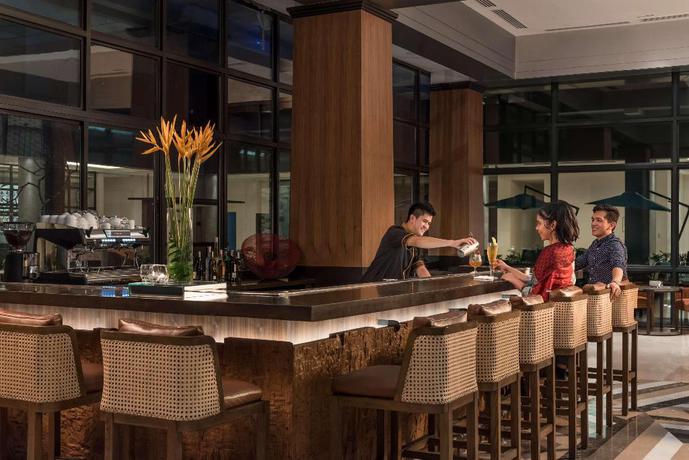 Imagen del bar/restaurante del Hotel Dusit Thani Residence Davao. Foto 6