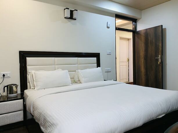 Imagen general del Hotel Dusk N Dawn. Foto 10