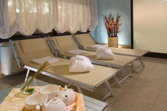 Imagen de los interiores del Hotel Dusseldorf. Foto 18