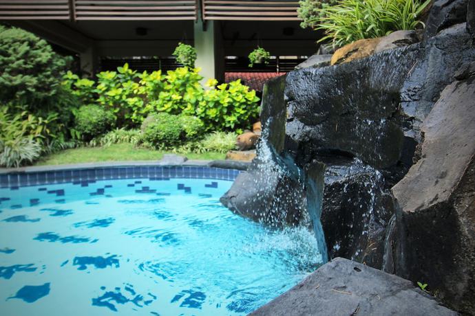 Imagen de la piscina del Hotel Duta Garden Hotel. Foto 20