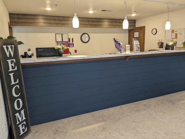 Imagen de los interiores del Hotel Dutton Inn. Foto 17