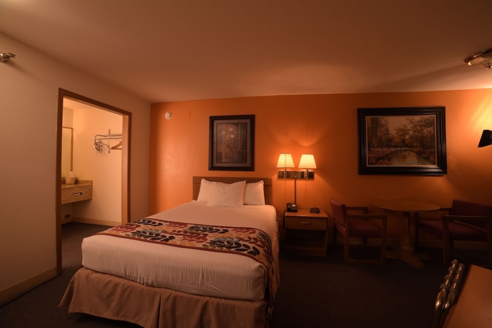 Imagen de la habitación del Hotel Dutton Inn. Foto 4