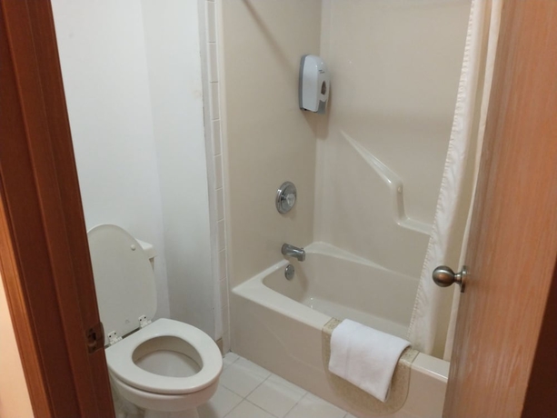 Imagen de la habitación del Hotel Dutton Inn. Foto 15