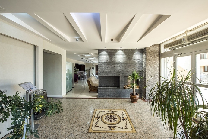 Imagen de los interiores del Hotel D&uuml;zce Anil. Foto 8