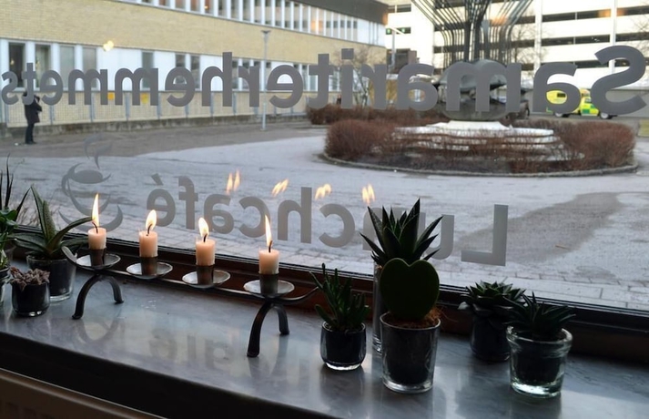 Imagen del bar/restaurante del Hotel Duvan l. Foto 3