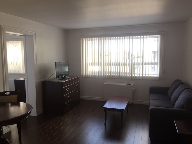 Imagen de la habitación del Hotel Duvernay Studios and Suites. Foto 11