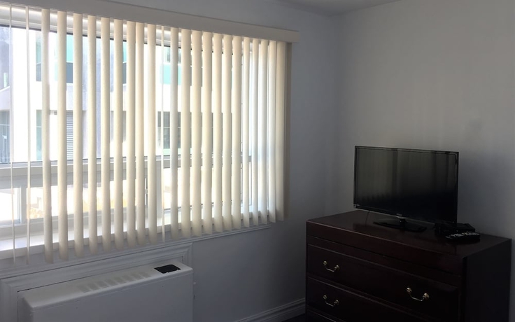 Imagen de la habitación del Hotel Duvernay Studios and Suites. Foto 13