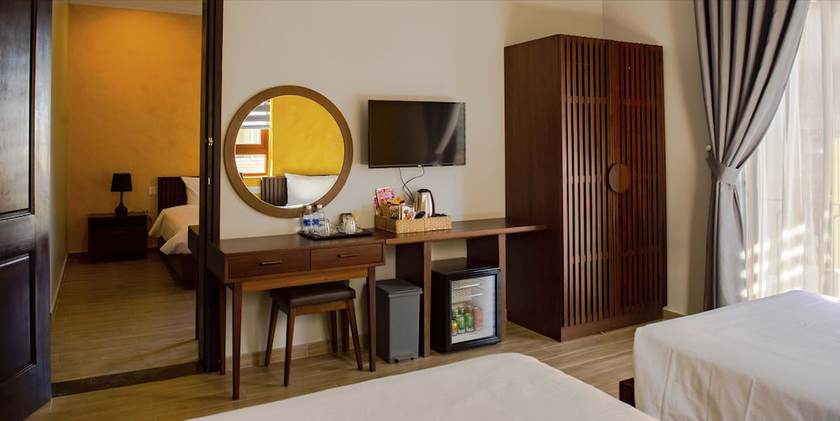 Imagen de la habitación del Hotel Duy Long. Foto 4