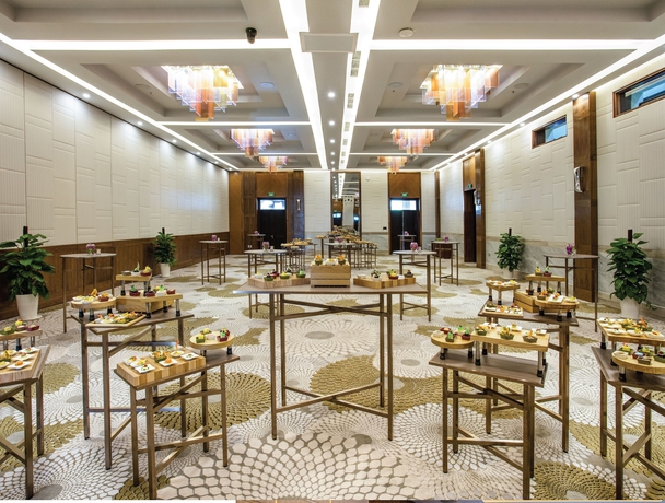 Imagen de los interiores del Hotel Duyen Ha Resort Cam Ranh. Foto 7
