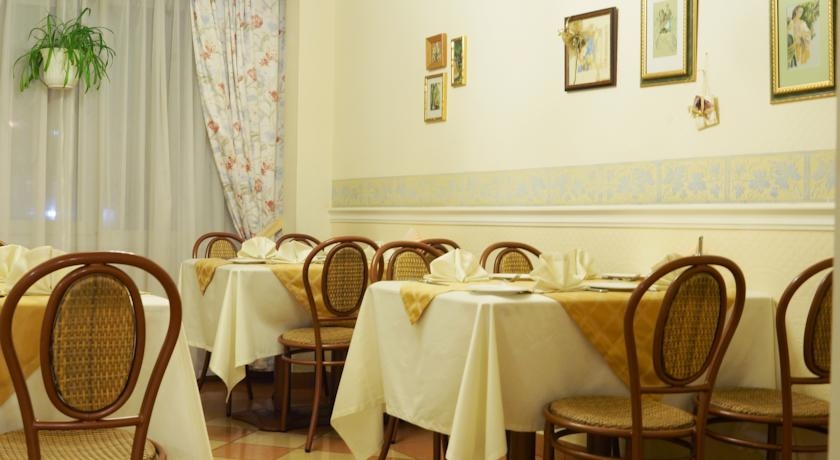 Imagen de la habitación del Hotel Dvina. Foto 3