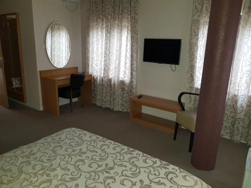Imagen de la habitación del Hotel Dvor. Foto 6