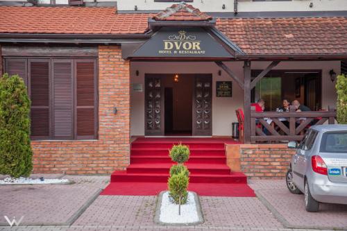 Imagen general del Hotel Dvor. Foto 2
