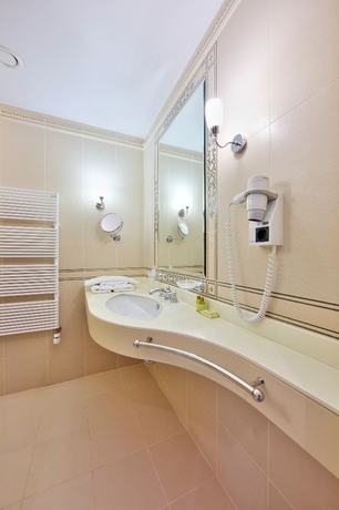 Imagen de la habitación del Hotel Dvor Podznoeva. Foto 3
