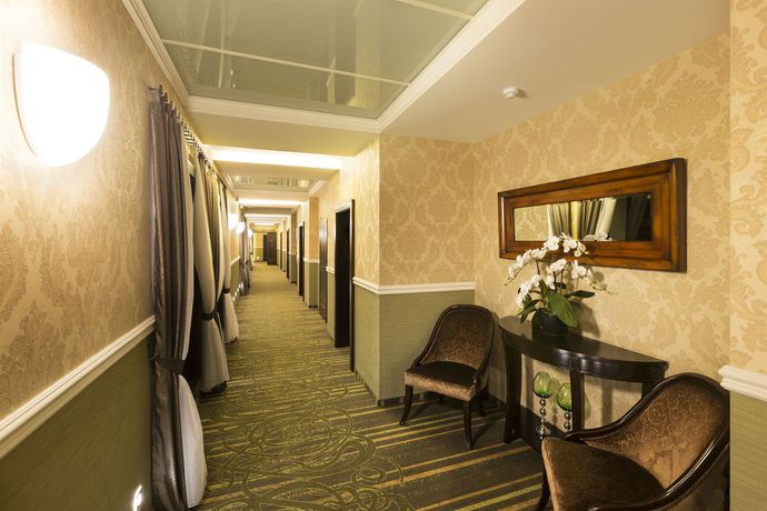 Imagen de los interiores del Hotel Dvorana. Foto 15