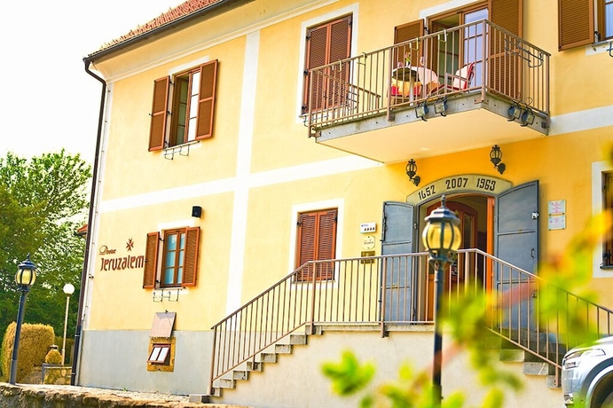 Imagen general del Hotel Dvorec Jeruzalem. Foto 3