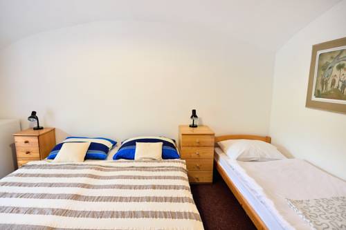 Imagen de la habitación del Hotel Dvůr Pec&iacute;nov. Foto 7