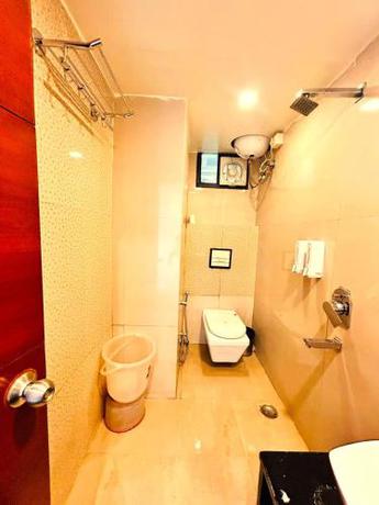 Imagen general del Hotel Dwaper Palace Near Mall Road With Parking. Foto 1