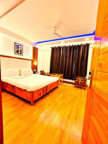 Imagen general del Hotel Dwaper Palace Near Mall Road With Parking. Foto 4