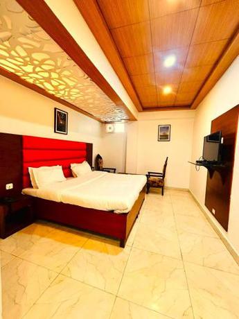 Imagen general del Hotel Dwaper Palace Near Mall Road With Parking. Foto 7