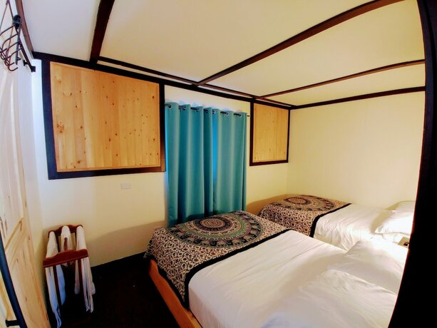 Imagen general del Hotel Dwight Riverside Inn. Foto 7