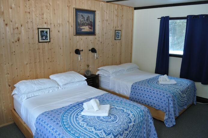 Imagen de la habitación del Hotel Dwight Riverside Inn. Foto 17