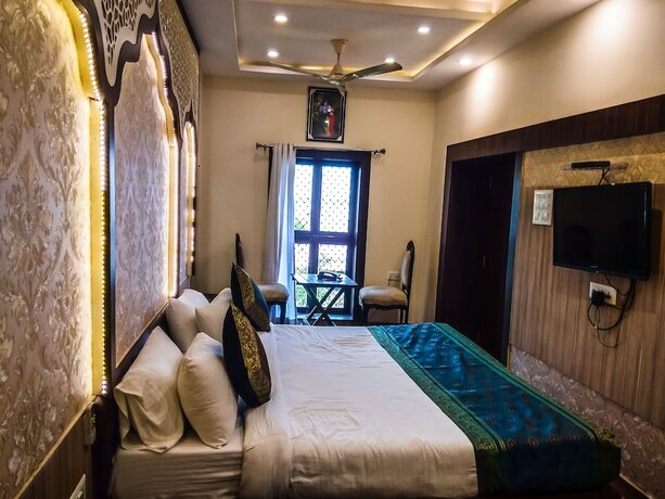 Imagen general del Hotel Dwivedi Hotels Sri Omkar Palace. Foto 2