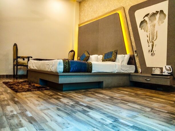 Imagen de la habitación del Hotel Dwivedi Hotels Sri Omkar Palace. Foto 11