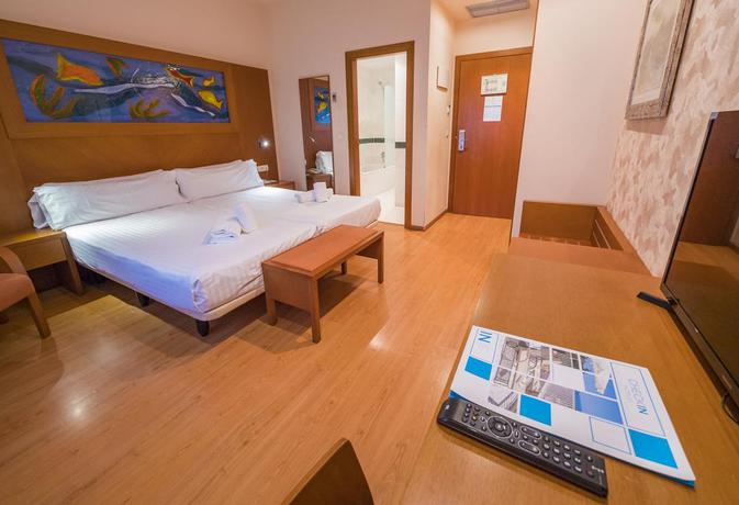 Imagen de la habitación del Hotel Dwo Valencia. Foto 9