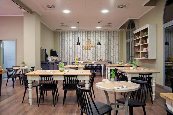 Imagen del bar/restaurante del Hotel Dwo Valencia. Foto 7