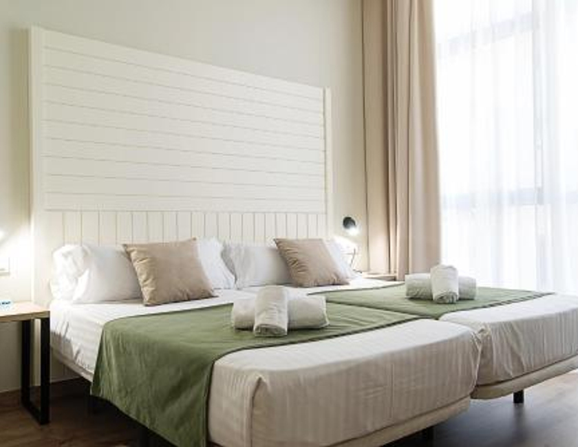Imagen de la habitación del Hotel Dwo Valencia. Foto 14