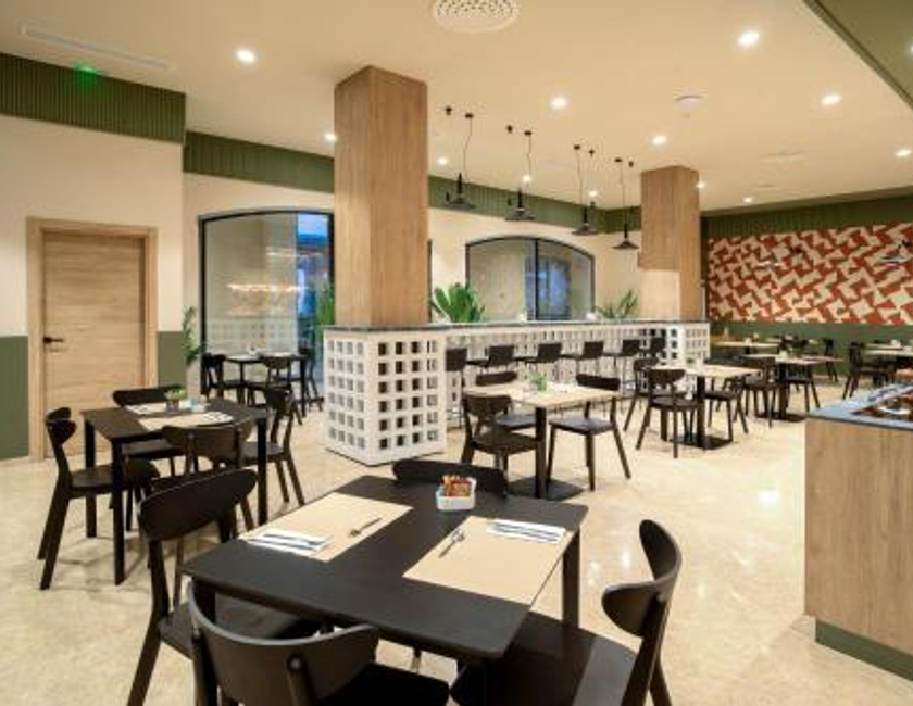 Imagen del bar/restaurante del Hotel Dwo Valencia. Foto 8