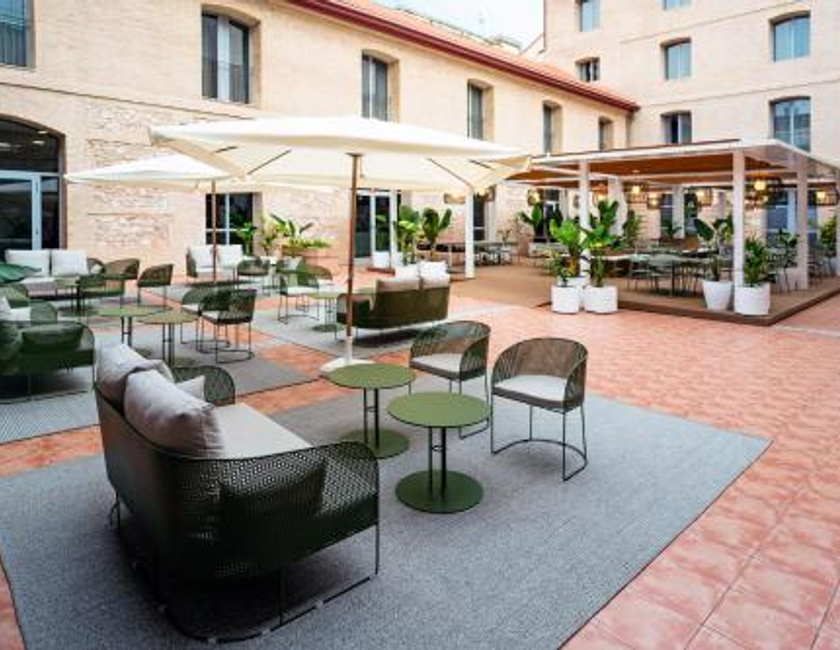 Imagen del bar/restaurante del Hotel Dwo Valencia. Foto 9