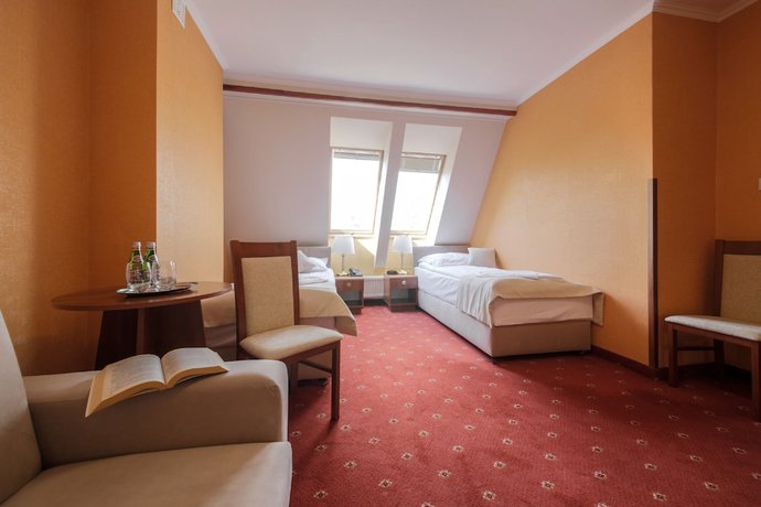 Imagen de la habitación del Hotel Dw&oacute;r Bogucin and Restauracja. Foto 2