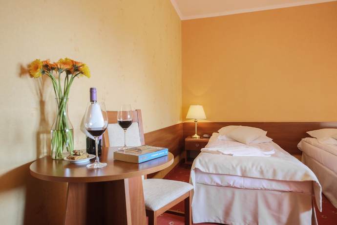 Imagen de la habitación del Hotel Dw&oacute;r Bogucin and Restauracja. Foto 8