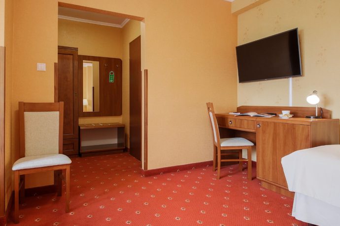 Imagen de la habitación del Hotel Dw&oacute;r Bogucin and Restauracja. Foto 17