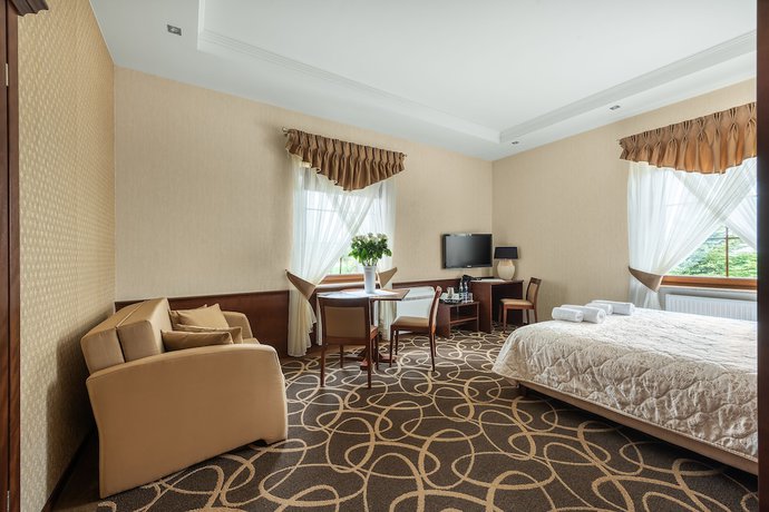 Imagen de la habitación del Hotel Dwór Choiny. Foto 13