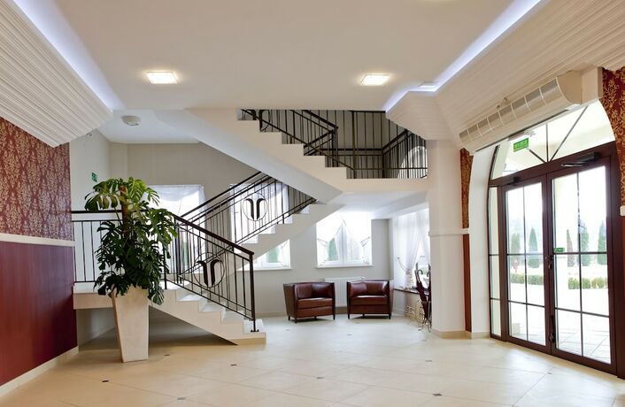Imagen general del Hotel Dw&oacute;r Dwikozy. Foto 6
