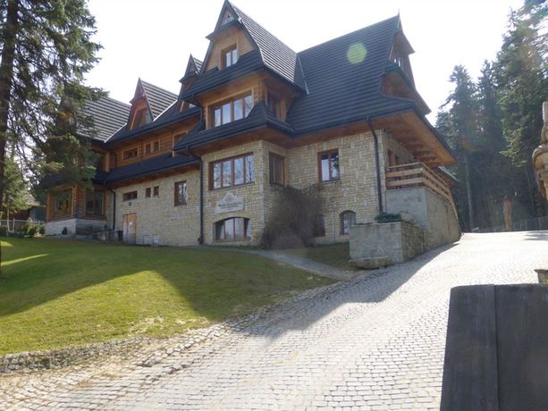 Imagen de la habitación del Hotel Dw&oacute;r Karol&oacute;wka. Foto 4