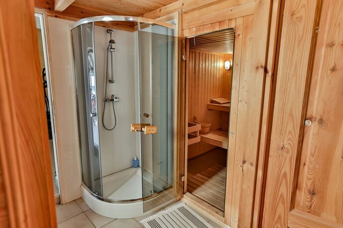 Imagen general del Hotel Dw&oacute;r Klemb&oacute;w. Foto 18